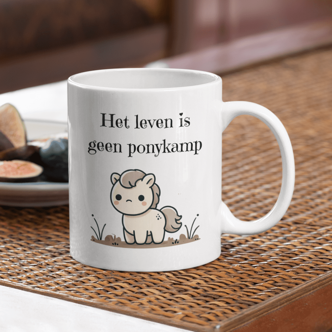 Het leven is geen ponykamp mok